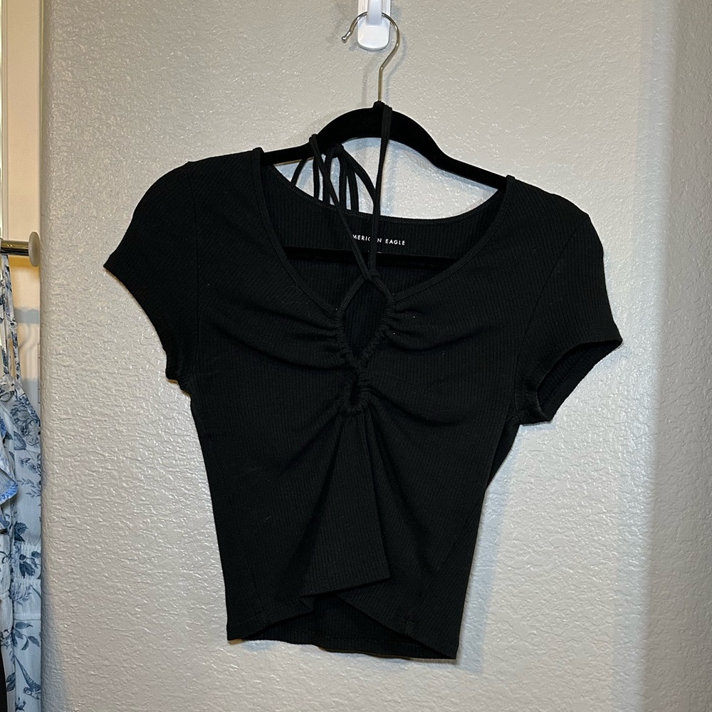AEO Keyhole Crop